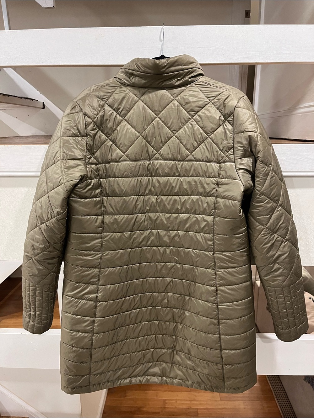 Patagonia Women's Radalie Insulated Parka - Green / Khaki - Picture 7 of 9